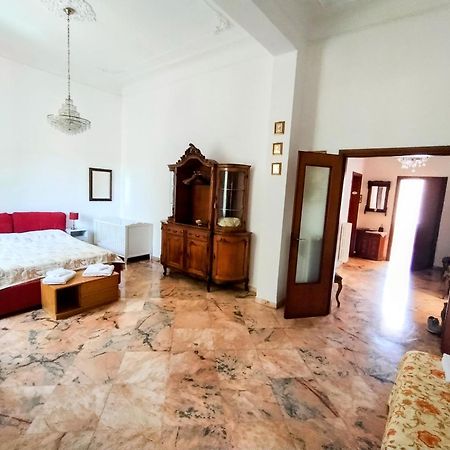 Gabry'S Home Three-Bedroom Big Apartment Near City Center & Train Station To Pisa And Florence & Ferries To Sardegna Corsica Ливорно Экстерьер фото